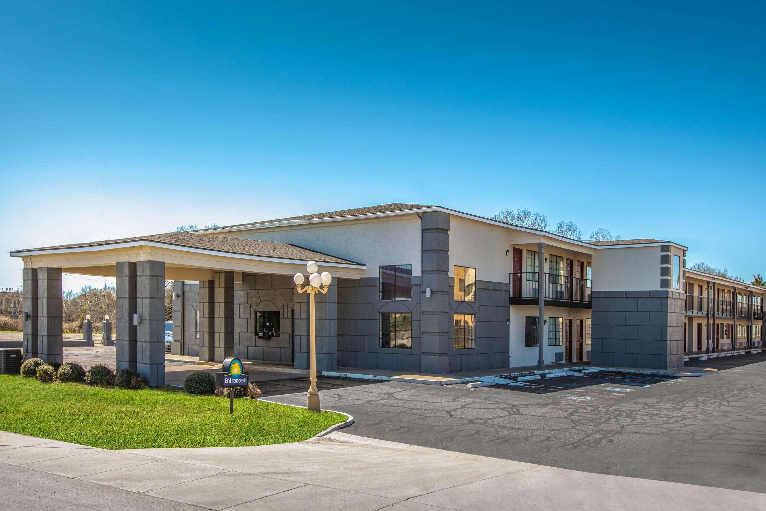 Days Inn By Wyndham Waco Near Downtown University Exterior photo